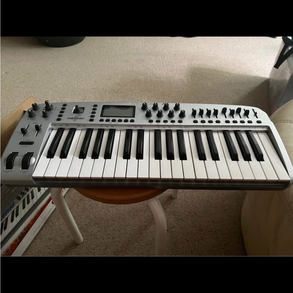 M-Audio Ozonic 37 key Firewire MIDI Keyboard